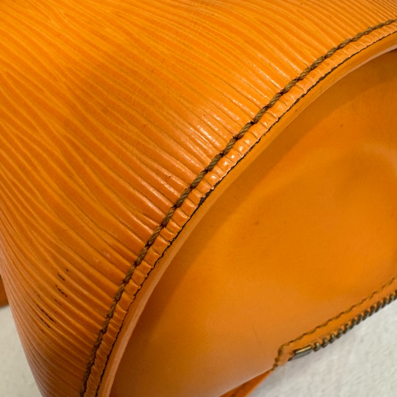 Louis Vuitton 橘色水波紋手提包-14
