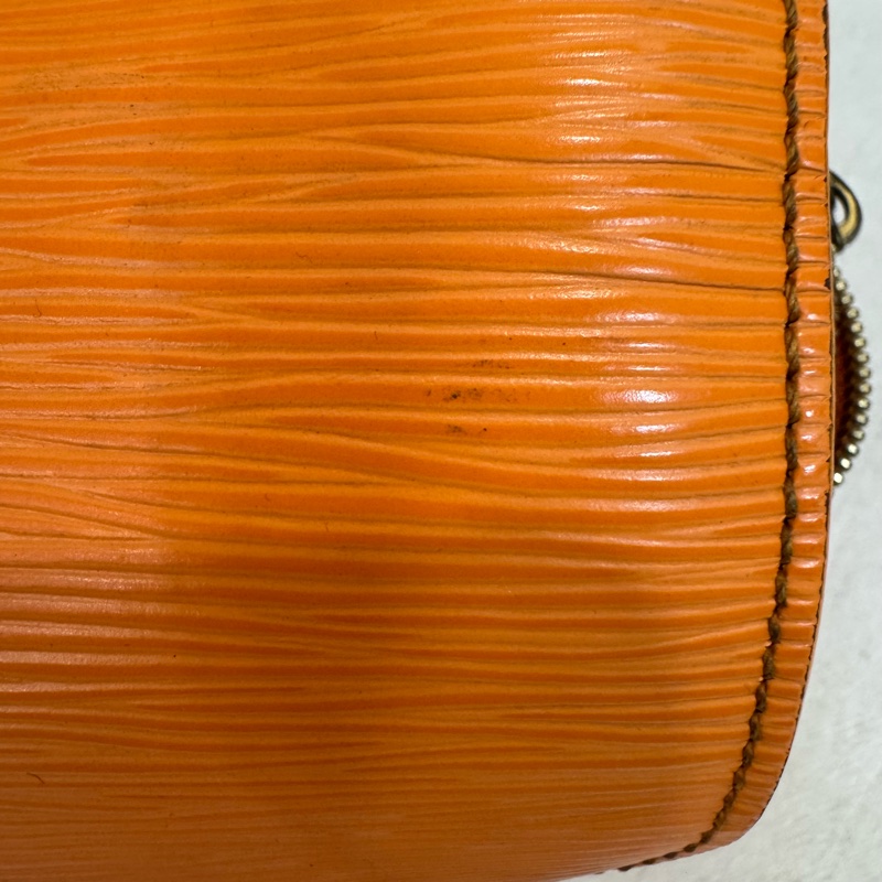 Louis Vuitton 橘色水波紋手提包-17