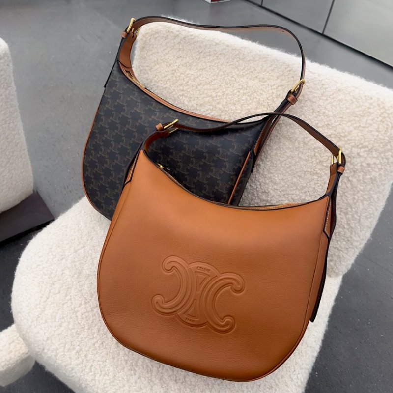 🎉新品好折扣✨Celine 114713 中款 Heloise Cuir 凱旋門柔軟小牛皮包 棕褐色﻿-6