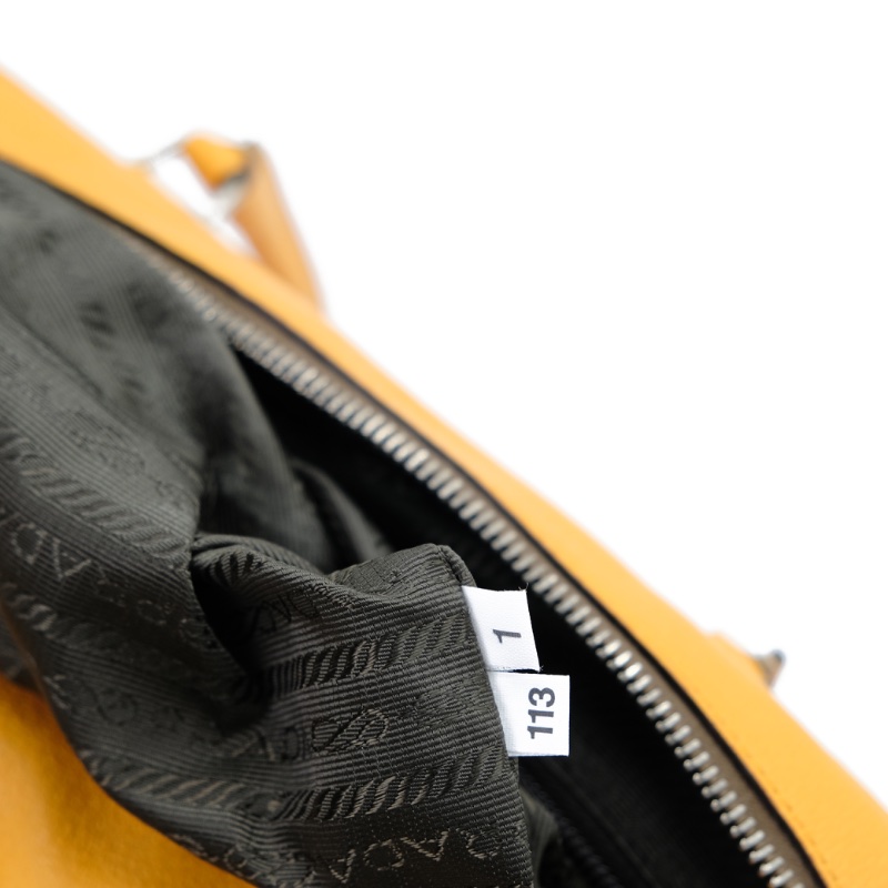 【二手精品】Louis Vuitton Vernis Thompson Street Square 黃色漆皮手提包(有變色)-6