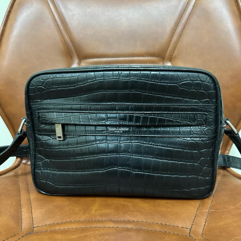 Saint Laurent Sid Croc Effect Messenger Bag-2