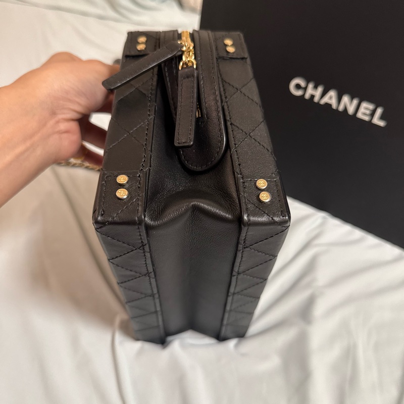 復古盒子包(黑、226芯片款、牛皮)#chanel #手提 #斜背 #兩用 #箱包原價近 33萬-1