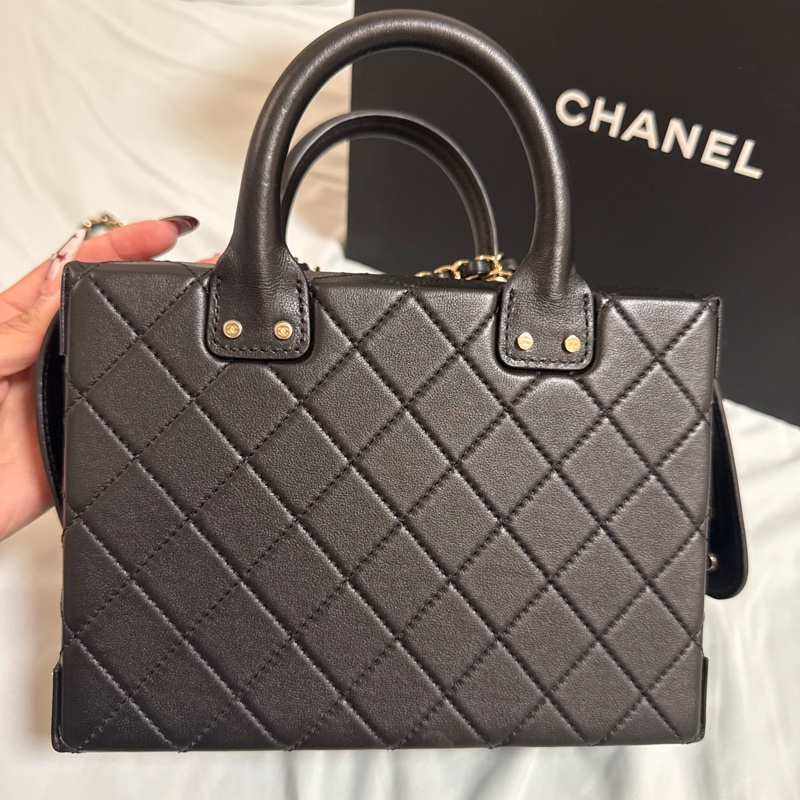 復古盒子包(黑、226芯片款、牛皮)#chanel #手提 #斜背 #兩用 #箱包原價近 33萬-2