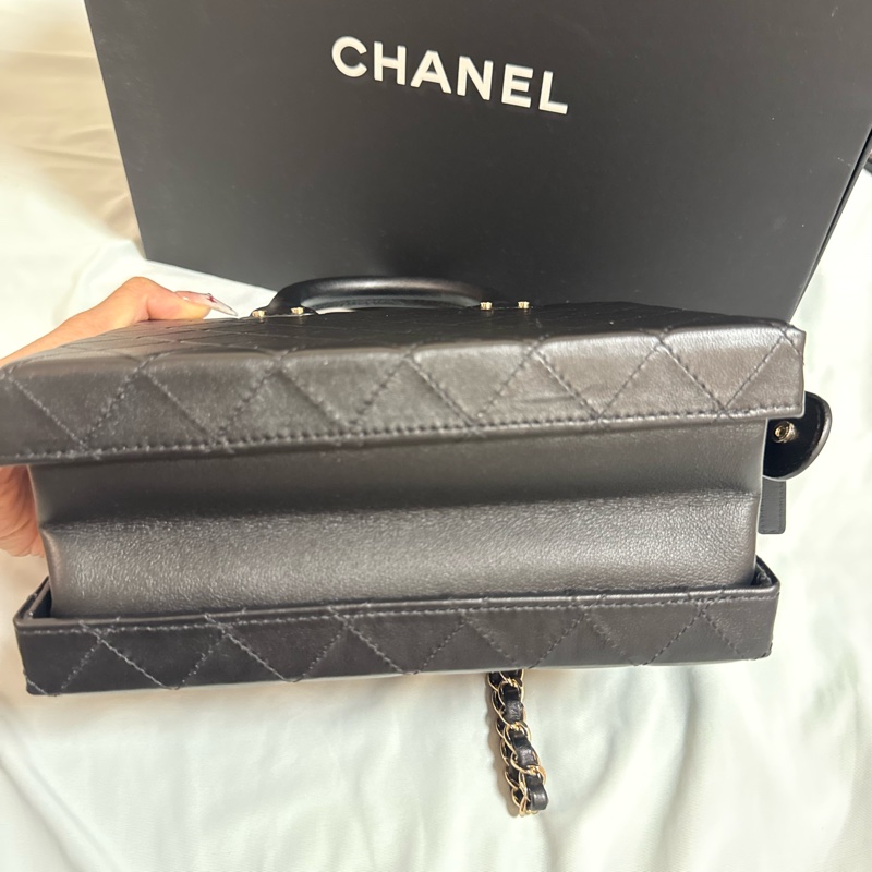 復古盒子包(黑、226芯片款、牛皮)#chanel #手提 #斜背 #兩用 #箱包原價近 33萬-12