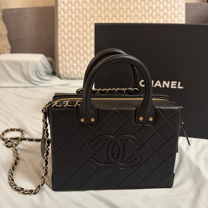 復古盒子包(黑、226芯片款、牛皮)#chanel #手提 #斜背 #兩用 #箱包原價近 33萬-27