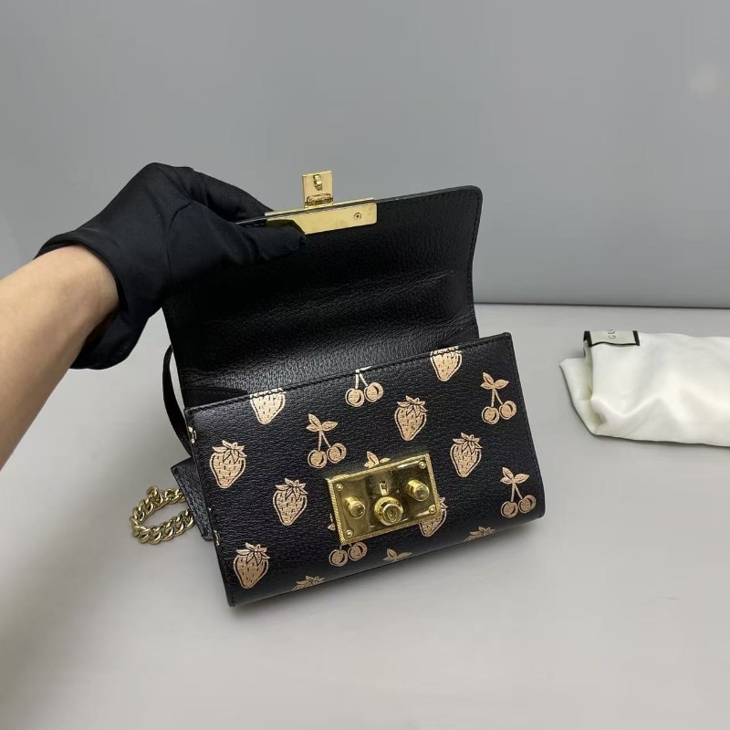 Gucci古馳Padlock小號黑色牛皮燙金草莓月光寶盒 肩背包斜背包-7