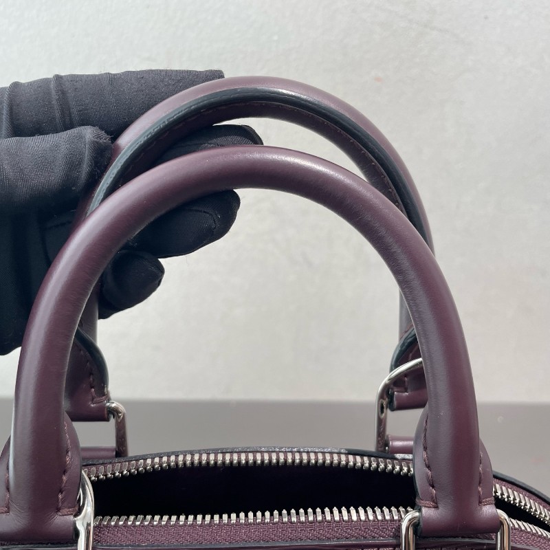 LV AlmaBB Epi水波纹貝殼包 葡萄紫 手提包肩背包 底長24cm-16