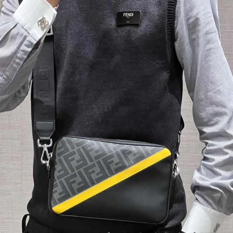 男明星駕到😍Fendi芬迪黃色老花拼接款牛皮相機包斜挎包📷-2