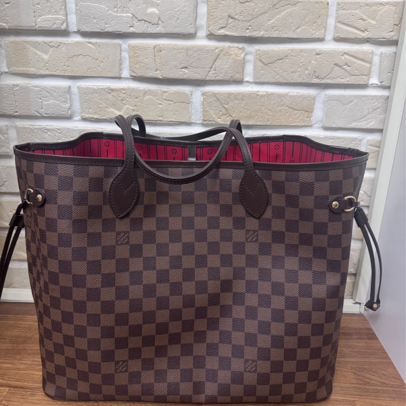 Lv 棋盤格購物包 Gm-3