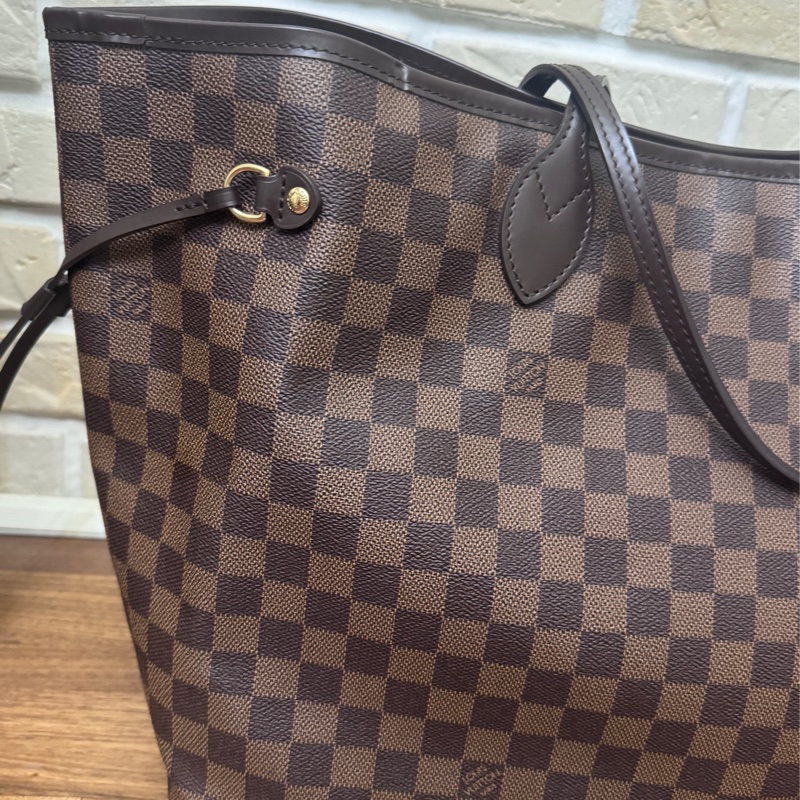 Lv 棋盤格購物包 Gm-9