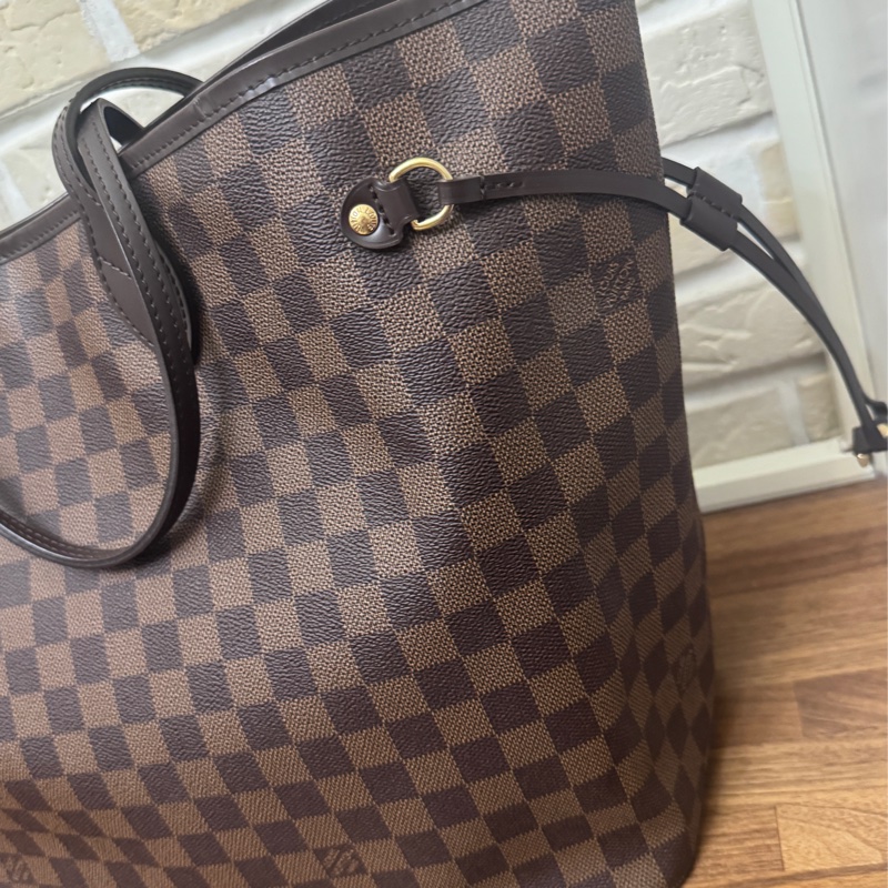 Lv 棋盤格購物包 Gm-11