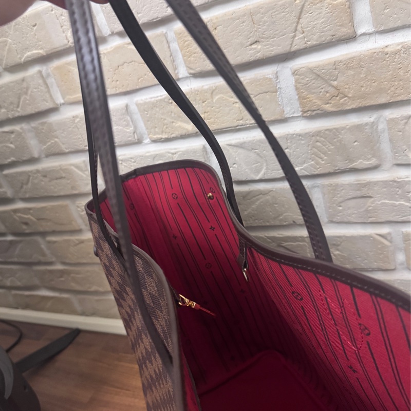 Lv 棋盤格購物包 Gm-13