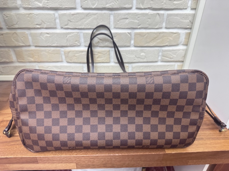 Lv 棋盤格購物包 Gm-31