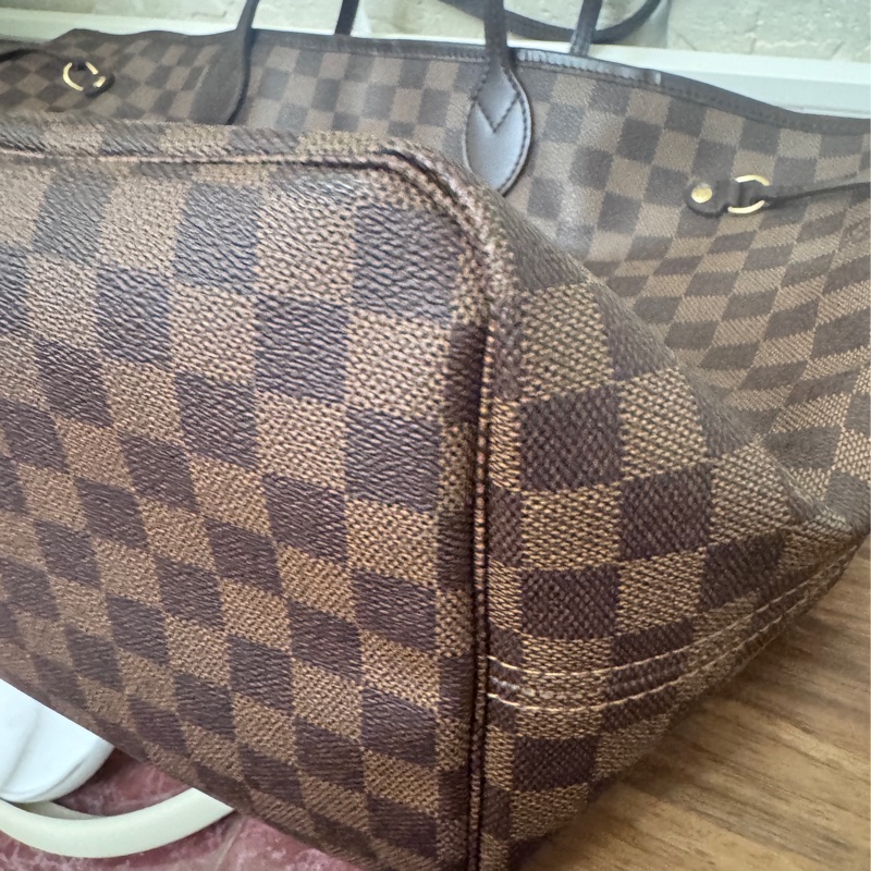 Lv 棋盤格購物包 Gm-34