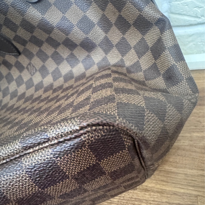 Lv 棋盤格購物包 Gm-36