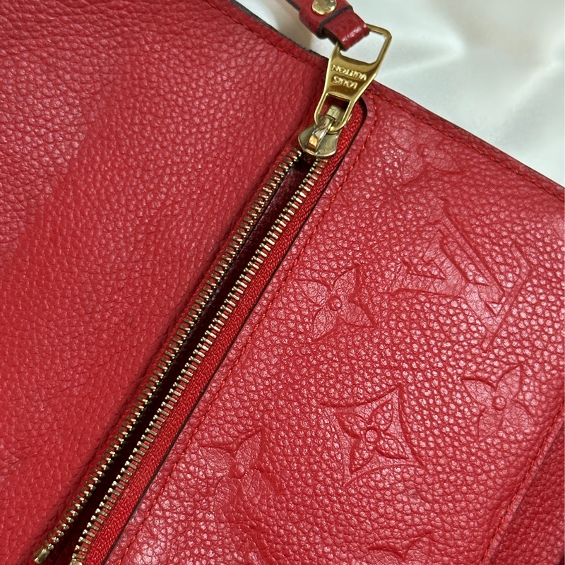 LOUIS VUITTON Monogram Empreinte Curieuse Compact 金扣錢包 紅色-28