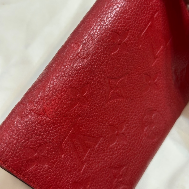 LOUIS VUITTON Monogram Empreinte Curieuse Compact 金扣錢包 紅色-31
