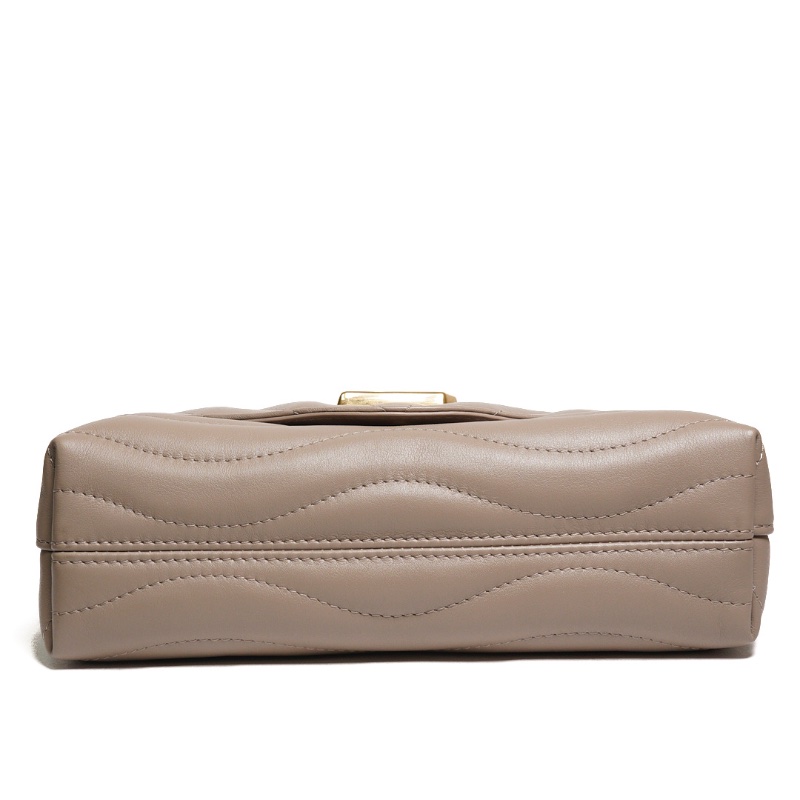 Louis Vuitton 波浪鏈條包 奶茶色-6