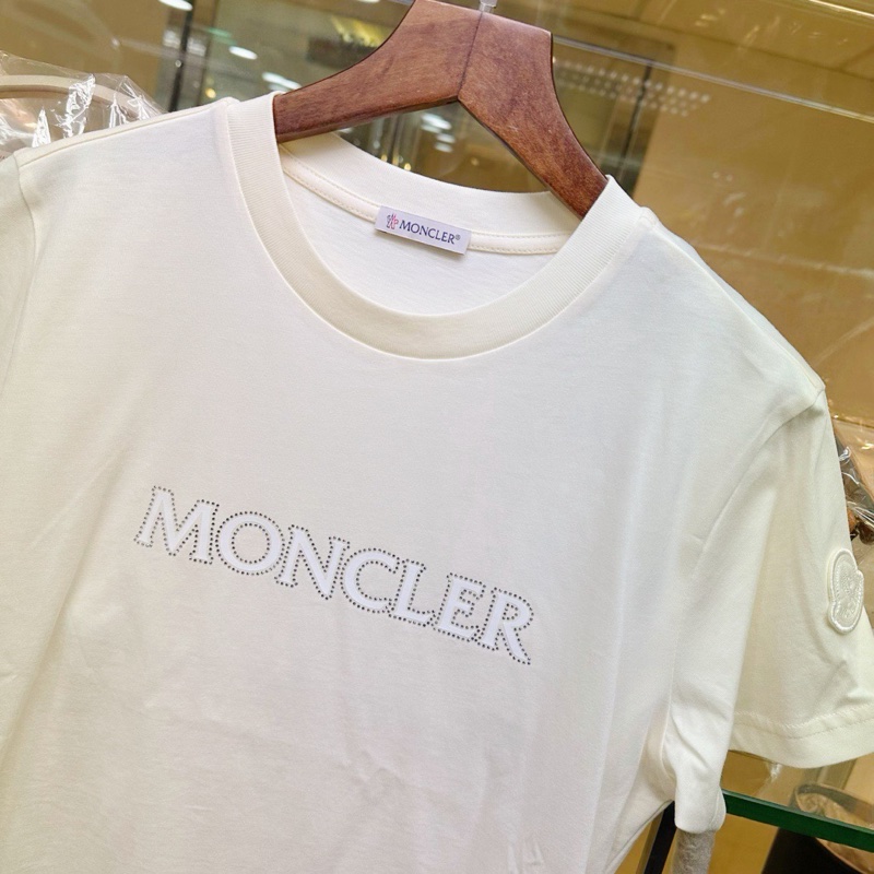 促銷品 Moncler 女款Tee 米黃色S 碼-3
