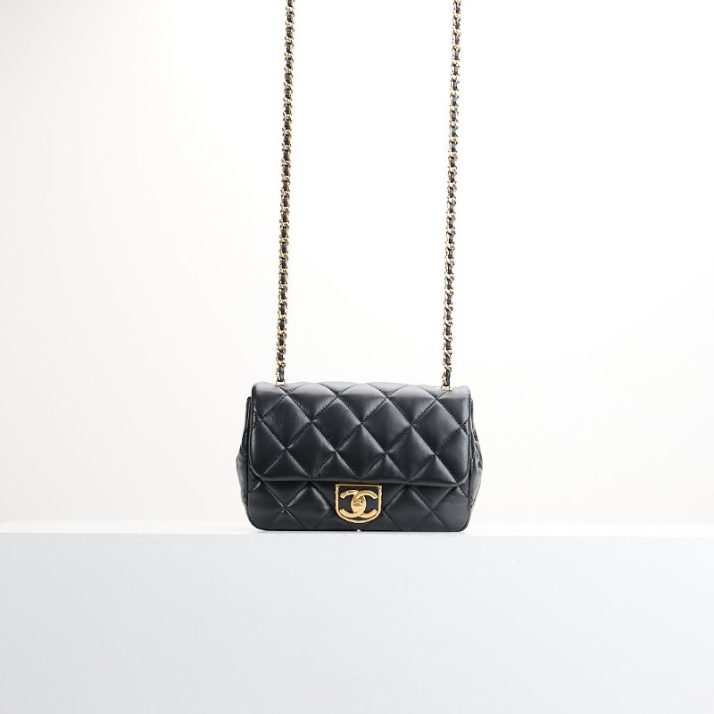 Chanel 22B 黑金大方胖-0