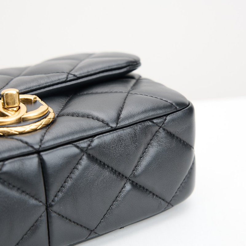 Chanel 22B 黑金大方胖-7