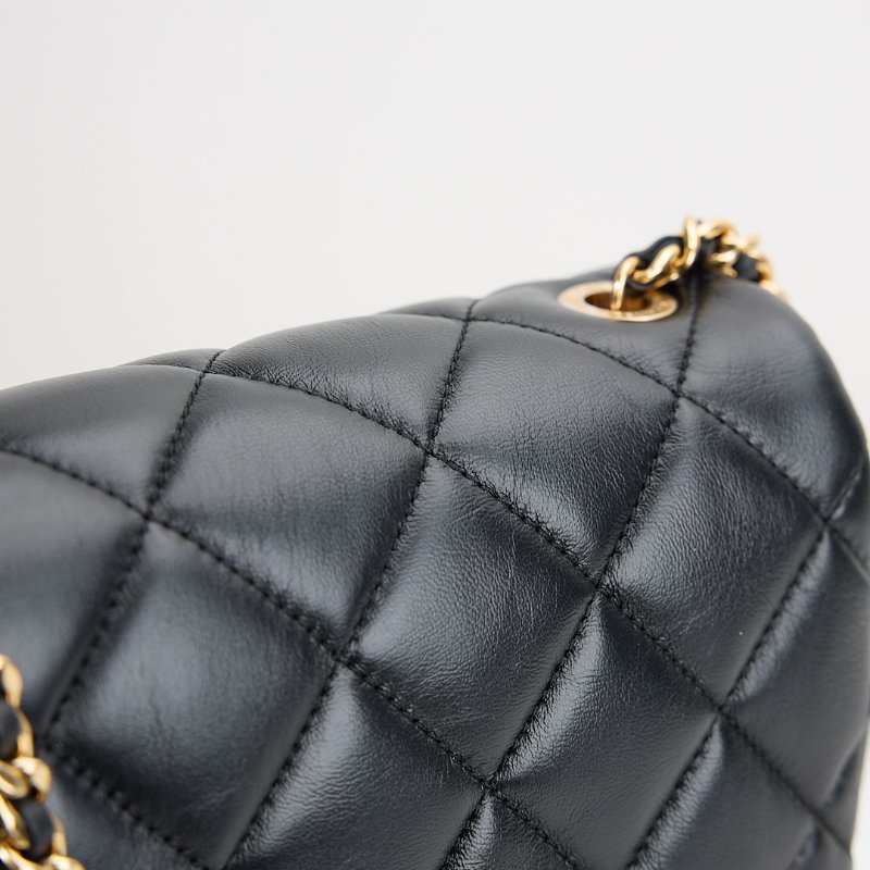 Chanel 22B 黑金大方胖-14