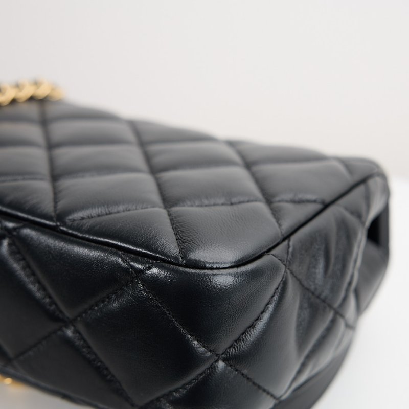 Chanel 22B 黑金大方胖-16