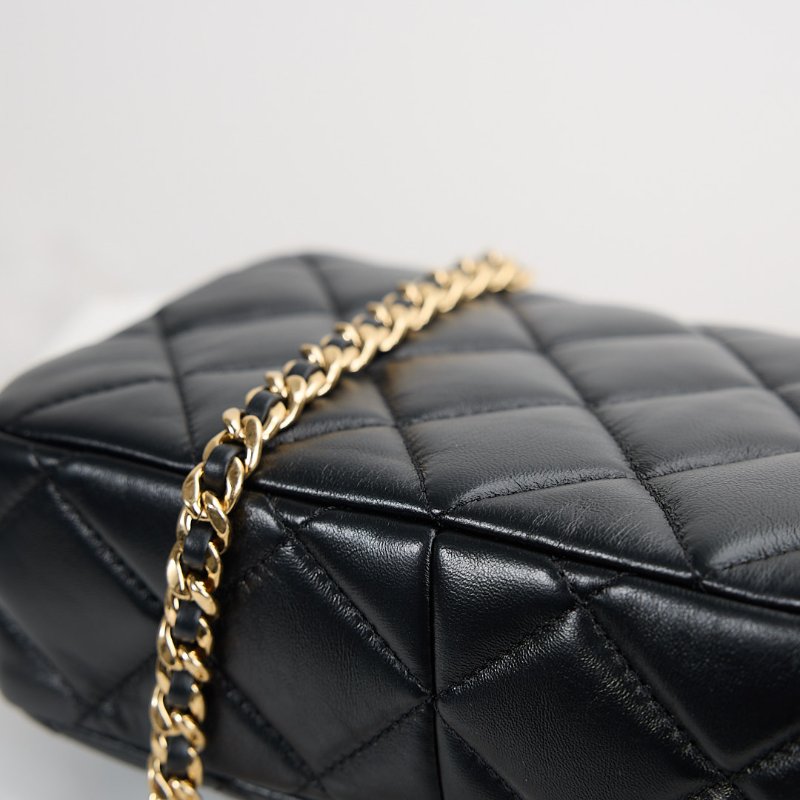 Chanel 22B 黑金大方胖-17