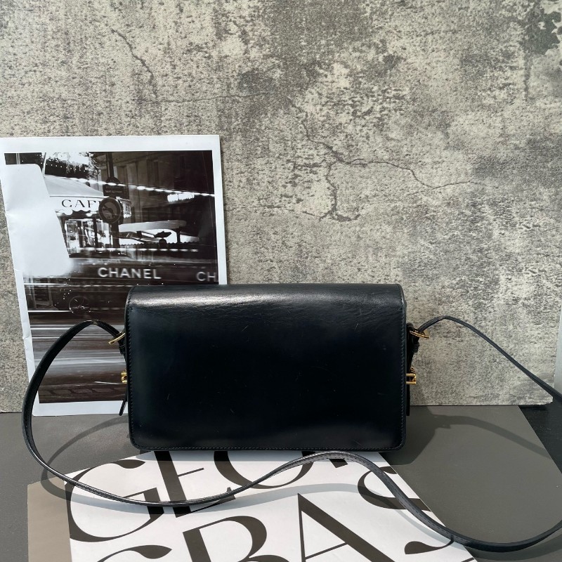 Burberry Grace 中號 黑金 肩背包斜背包 box光面皮-1