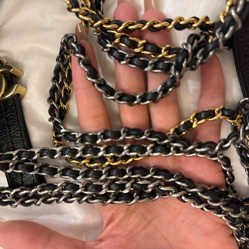 chanel so black 新中號流浪包-15