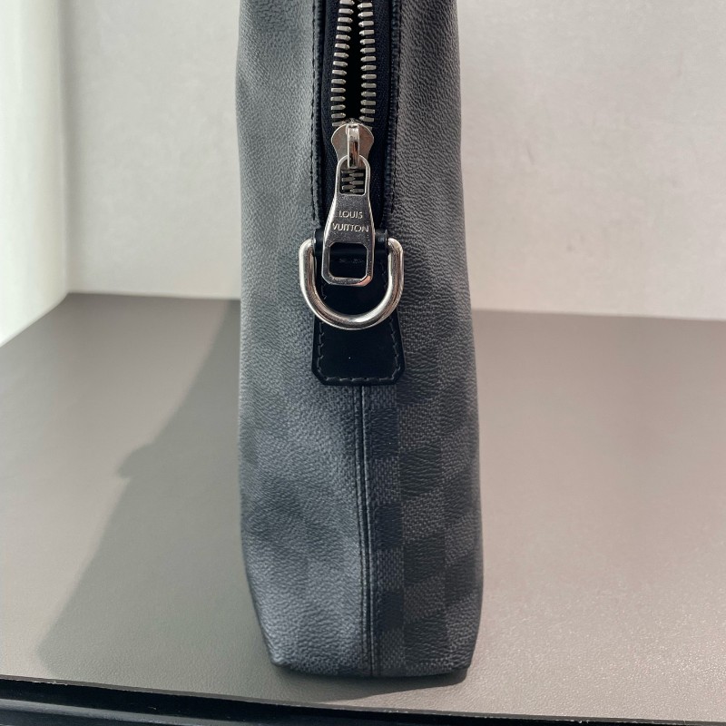 LV 黑棋盤格 電腦公事包 公文包 帆布寬肩帶 尺寸約36*27cm-7
