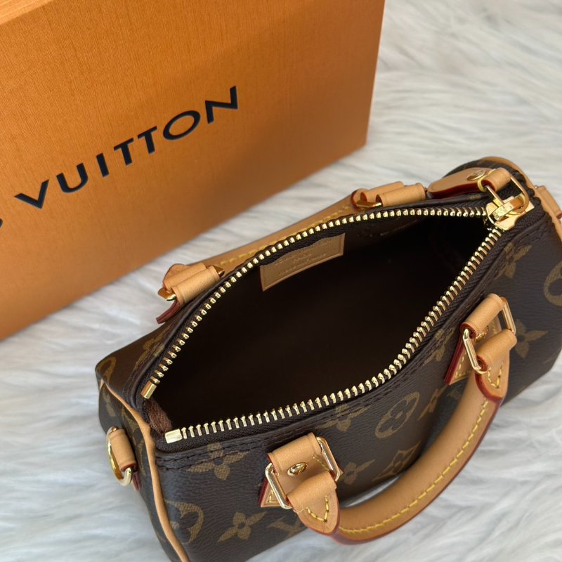 LOUIS VUITTON Nano speedy-5