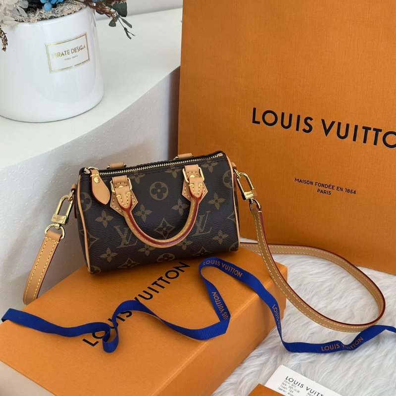 LOUIS VUITTON Nano speedy-7