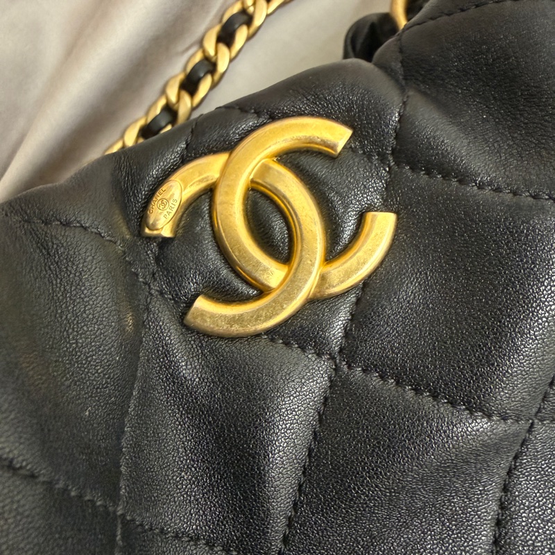 CHANEL 菱格牛皮皮革Chain Shoulder金扣手挽肩背兩用袋黑色-15