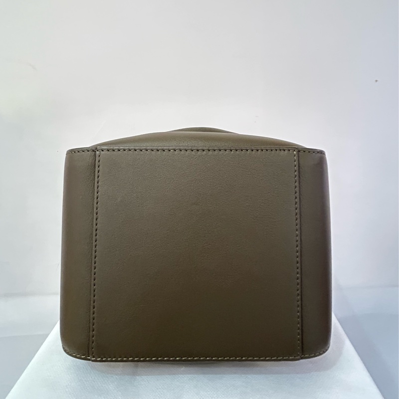 LOEWE深綠Hammock Compact-4
