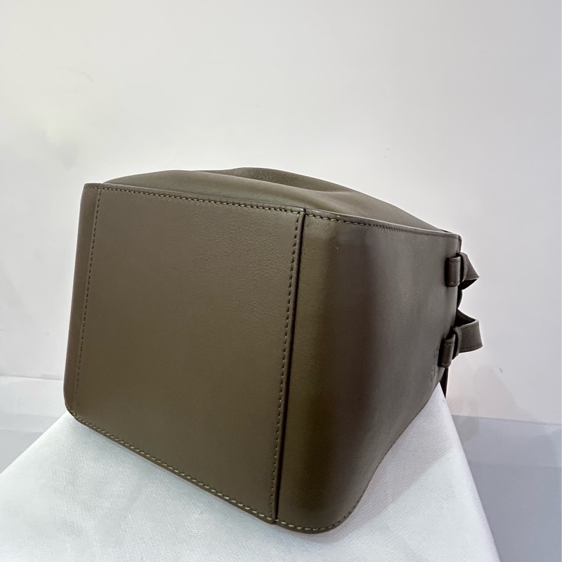 LOEWE深綠Hammock Compact-5