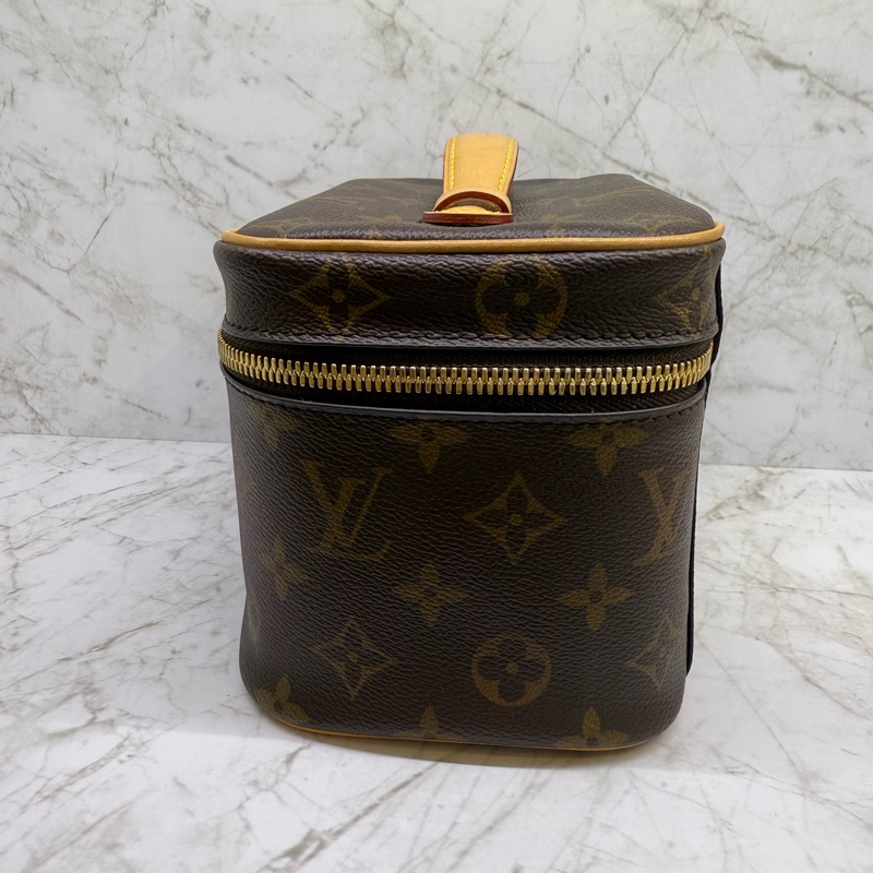 LV NICE MINI MNG 化妝包-1
