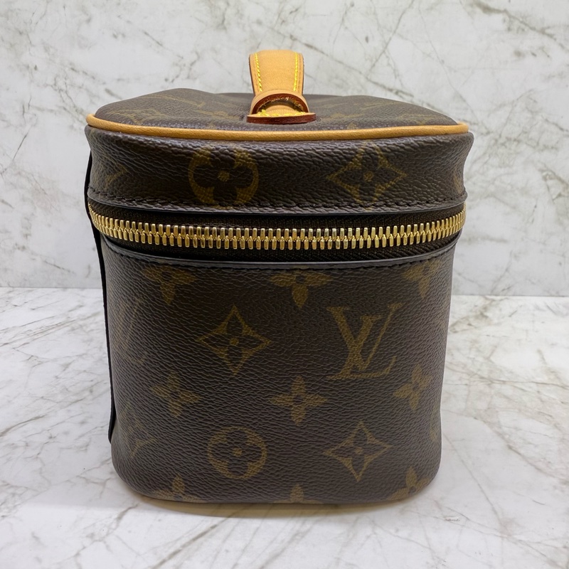 LV NICE MINI MNG 化妝包-3