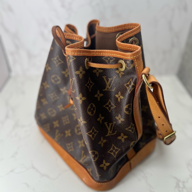 💗香緹國際精品💗 LV 綁帶抽繩水桶包-3