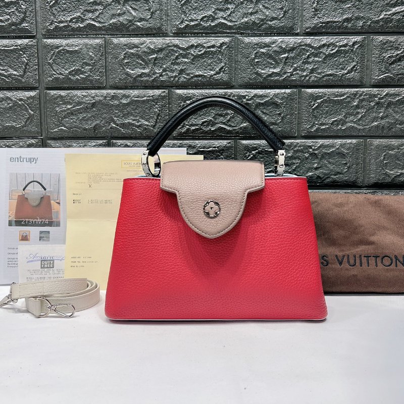 LV Capucines BB三色手提肩背包-0