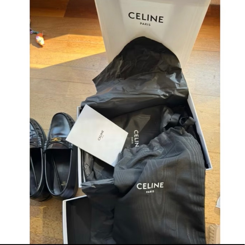 CELINE Triomphe拋光牛皮樂福鞋-11