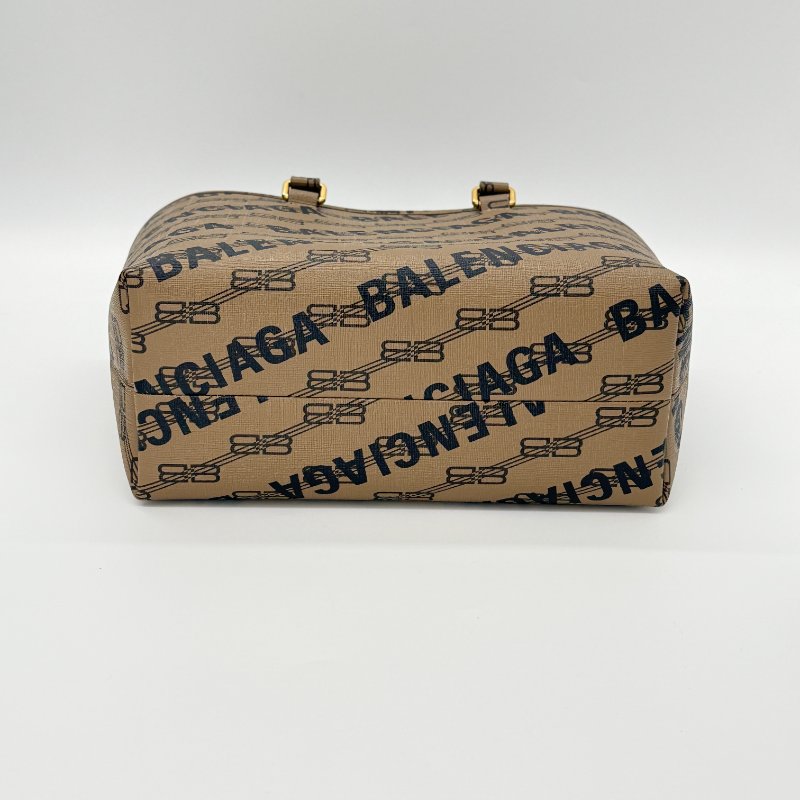 (🌟超🌟級🌟新🌟)配件齊全 BALENCIAGA 巴黎世家 BB Monogram 小款 卡其棕 印花 塗層帆布 手提包 斜背包 托特包-5