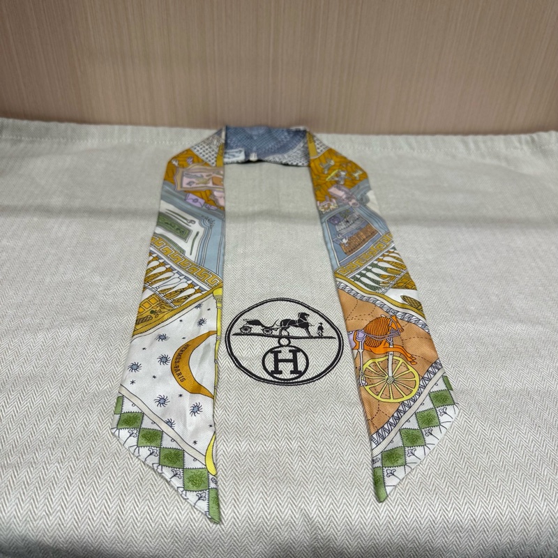 Hermes愛馬仕絲巾-0