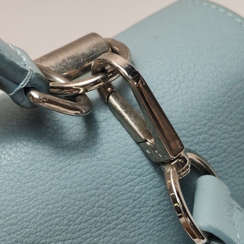 Louis Vuitton (LV) Lockme 牛皮 拼色 LV 轉鎖 手提包 單肩包-14