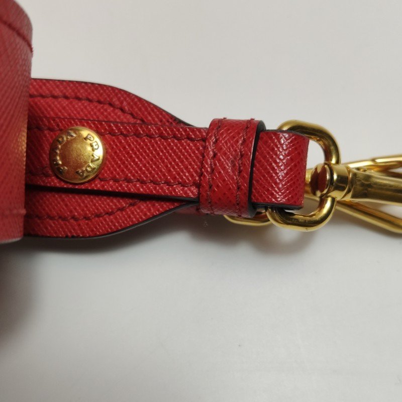 Prada Esplanade 牛皮 拼色 字母 Logo 斜背包 單肩包-11
