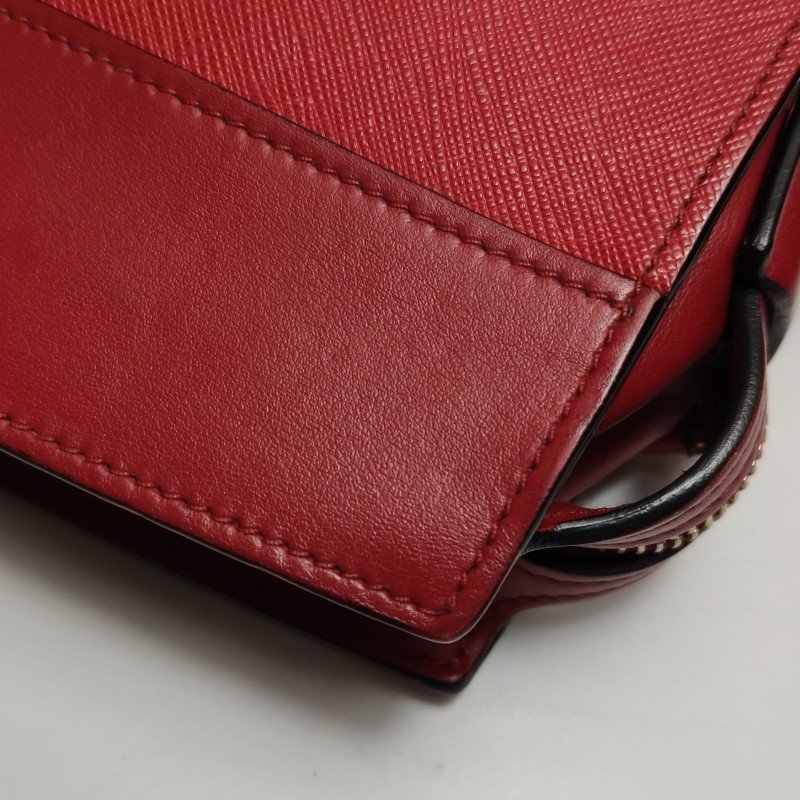 Prada Esplanade 牛皮 拼色 字母 Logo 斜背包 單肩包-19