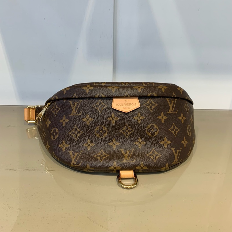 LV 原花金釦Bumbag一字拉手提胸腰包M43644-0
