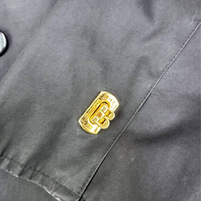 Burberry 女裝長袖大衣-5