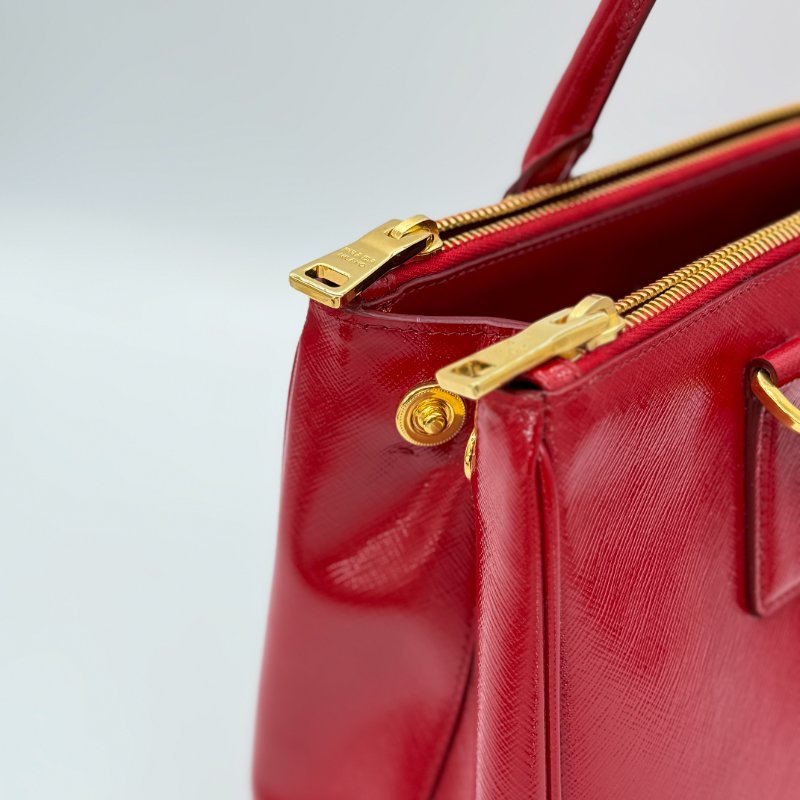 PRADA 普拉達 寶石紅 亮面 Saffiano Lux 牛皮 手提包 斜挎包 BN2732-2