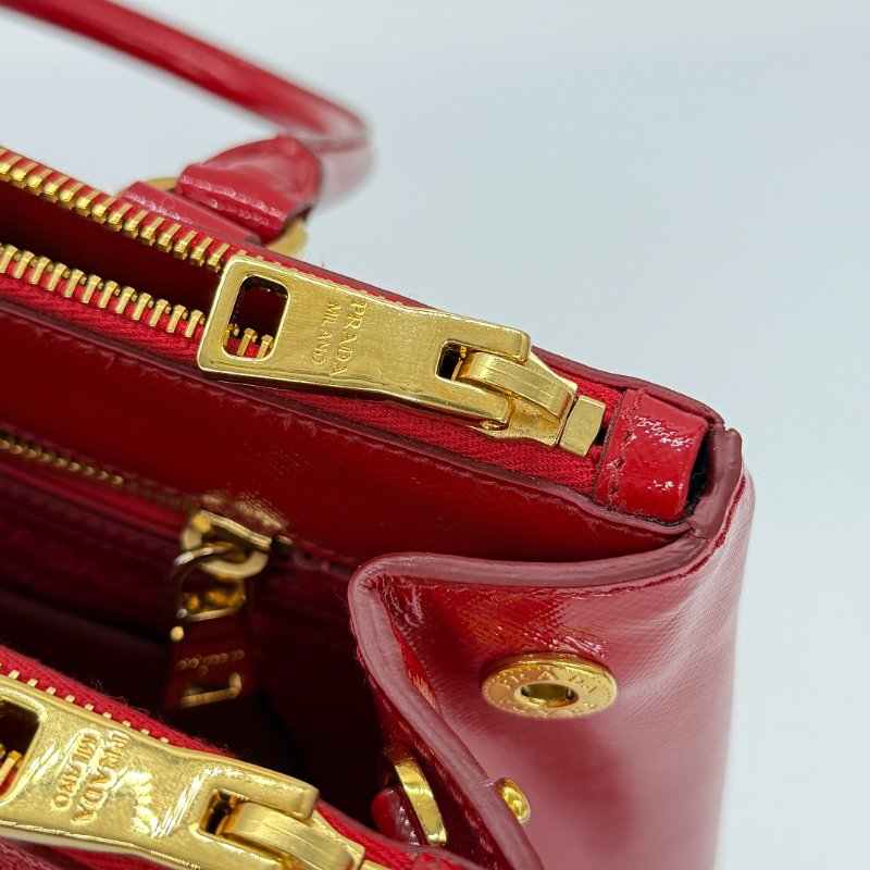 PRADA 普拉達 寶石紅 亮面 Saffiano Lux 牛皮 手提包 斜挎包 BN2732-17